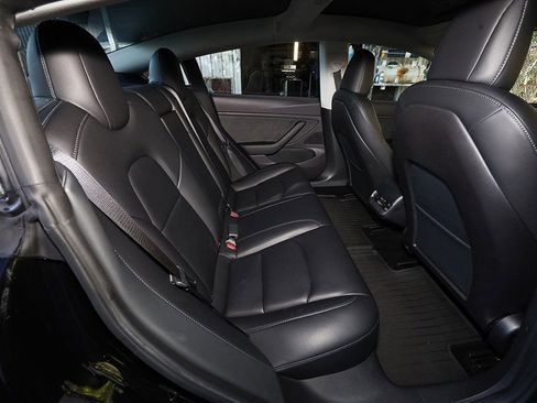 Used 2019 Tesla Model 3 Standard Range Plus RWD image 14