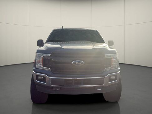 Used 2018 Ford F150 XLT w/ Equipment Group 302A Luxury AWD/4WD image 2