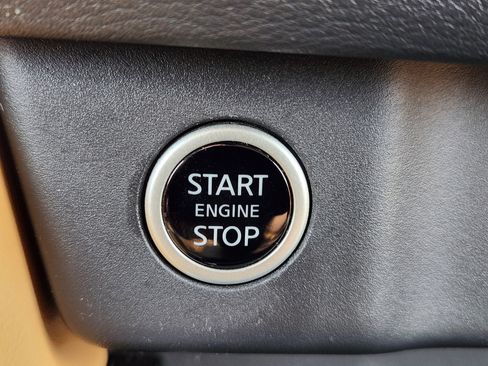 Used 2023 Nissan Rogue Platinum w/ Platinum Premium Package image 22