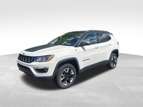 Used 2018 Jeep Compass Trailhawk w/ Navigation Group AWD/4WD image 1