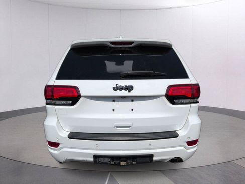 Used 2022 Jeep Grand Cherokee Laredo X RWD image 6
