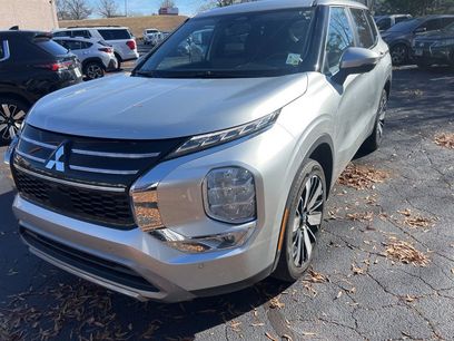 Used 2025 Mitsubishi Outlander SE