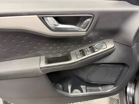 Used 2020 Ford Escape SE AWD/4WD image 15