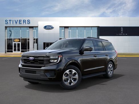 New 2027 Ford Expedition Active RWD image 3