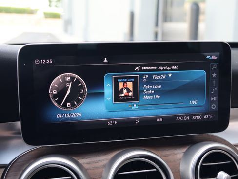 Used 2019 Mercedes-Benz C 300 Sedan image 22