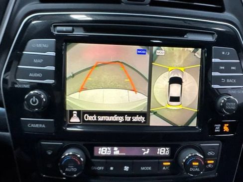 Used 2021 Nissan Maxima SR FWD image 5