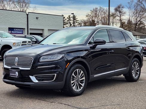 Used 2020 Lincoln Nautilus Premier w/ Equipment Group 101A AWD/4WD image 8