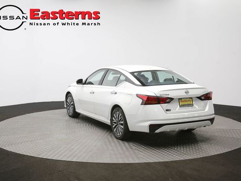 Used 2025 Nissan Altima 2.5 SV FWD image 55
