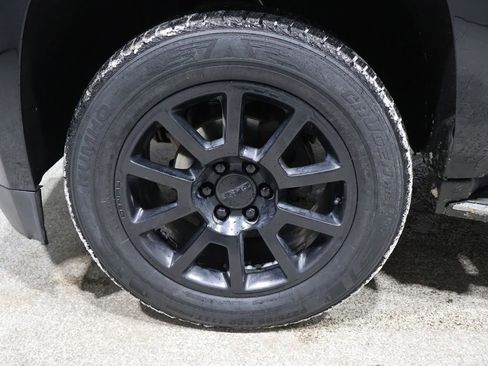 Used 2015 GMC Yukon Denali w/ Touring Package image 8