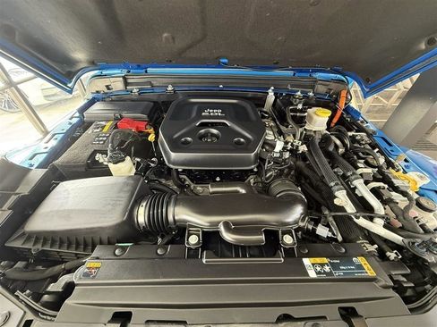 Used 2023 Jeep Wrangler Sahara w/ Cold Weather Group image 43