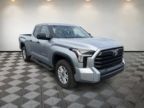 Used 2026 Toyota Tundra SR5 AWD/4WD image 3