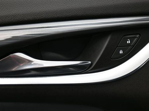 Used 2023 Buick Enclave Essence w/ Experience Buick Package image 11