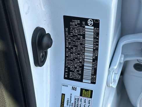 Certified 2023 Toyota Corolla XSE image 29