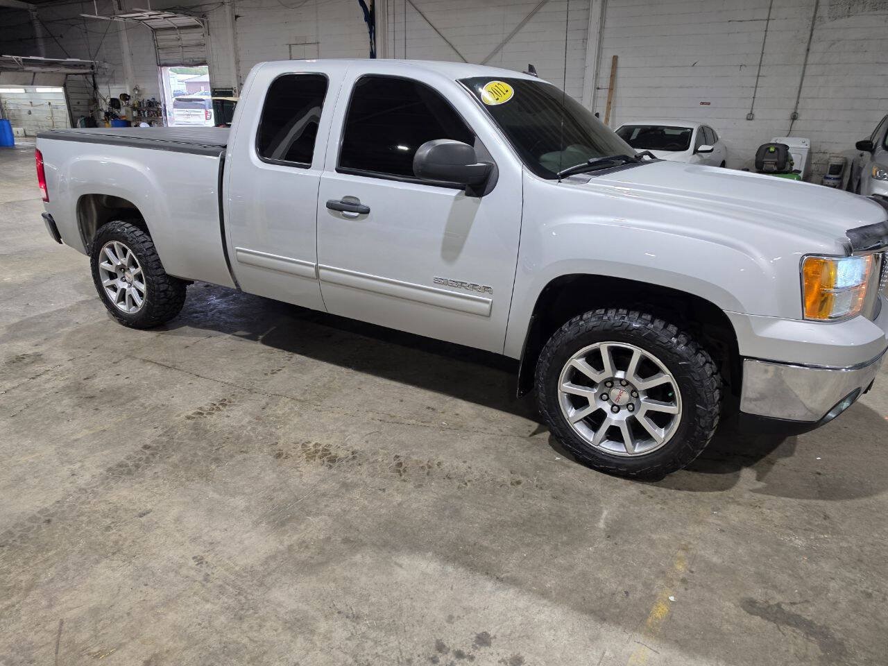 Used 2012 GMC Sierra 1500 SLE w/ Power Tech Package AWD/4WD image 19
