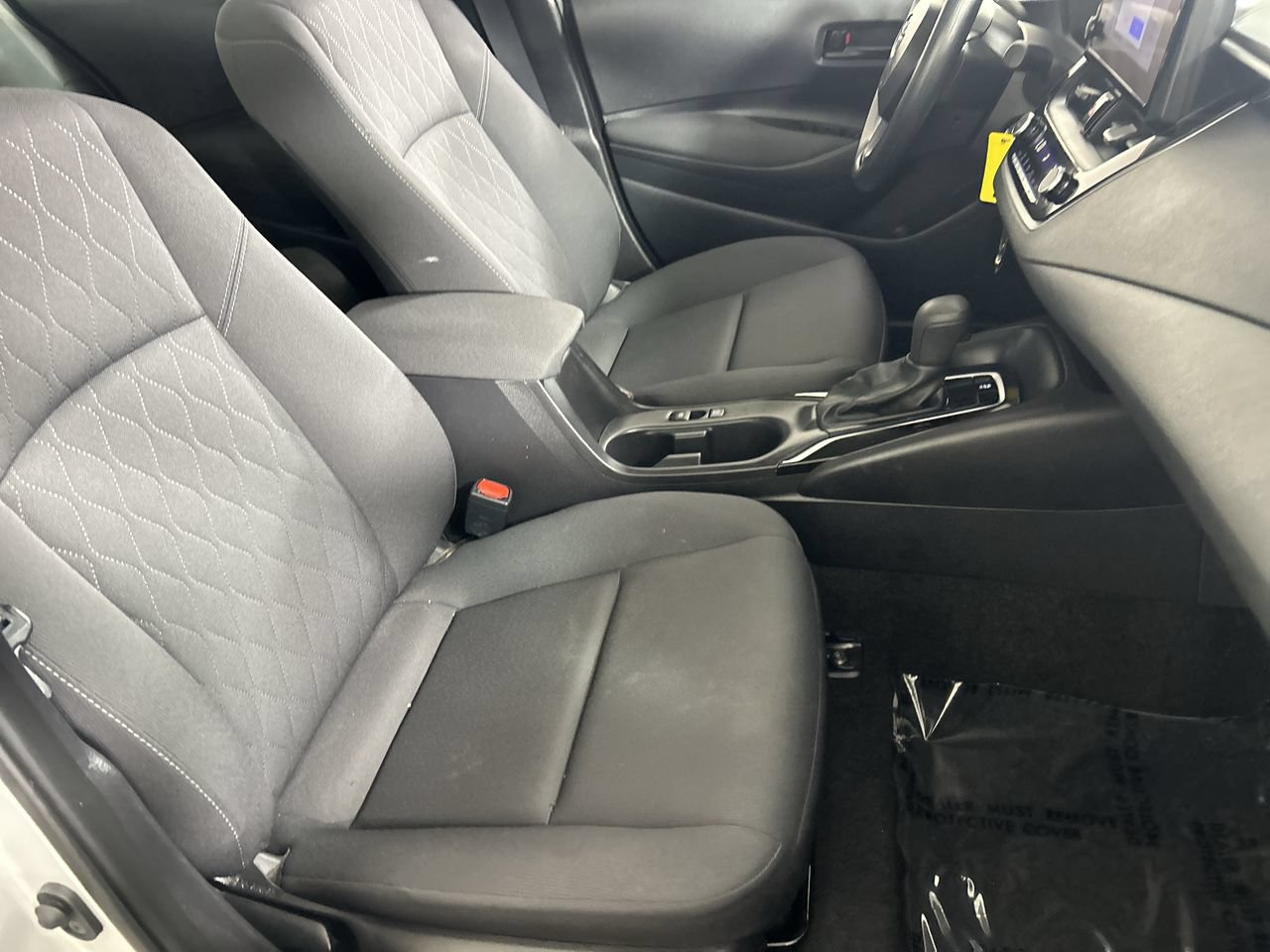 Used 2025 Toyota Corolla LE FWD image 26