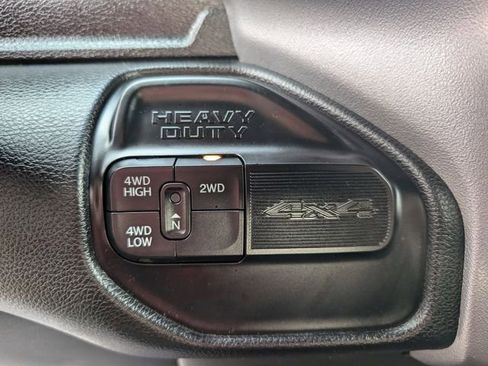 Used 2024 RAM 2500 Big Horn image 24