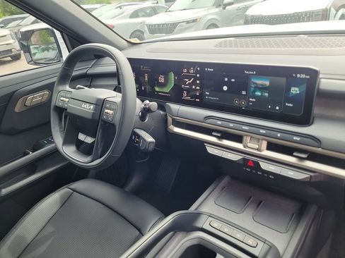 New 2027 Kia Telluride S w/ Towing Package AWD/4WD image 8