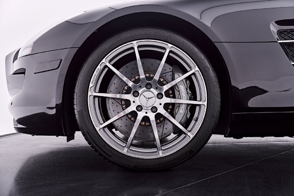 Used 2012 Mercedes-Benz SLS AMG Coupe image 3