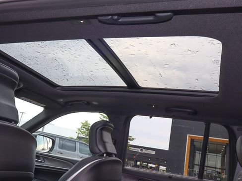 New 2025 Jeep Grand Cherokee Overland w/ Luxury Tech Group IV image 16