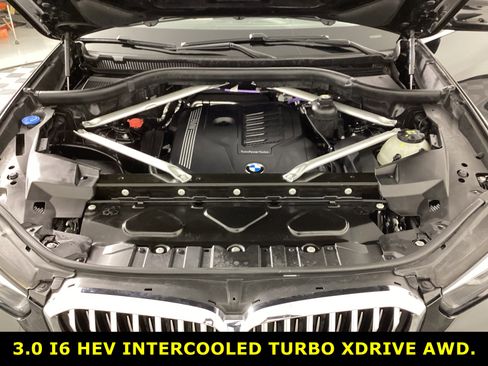Used 2021 BMW X5 xDrive40i w/ Convenience Package image 11