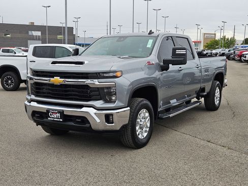 Used 2024 Chevrolet Silverado 3500 LT w/ All Star Edition AWD/4WD image 8