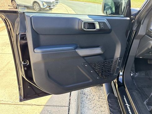 Used 2022 Ford Bronco Outer Banks image 15