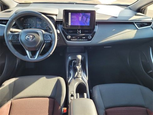 Used 2024 Toyota Corolla SE image 9