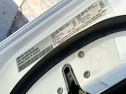 Used 2024 RAM 2500 Laramie image 12