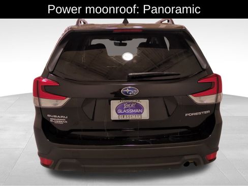 Used 2024 Subaru Forester Premium image 6