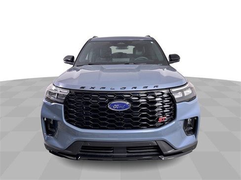 Used 2025 Ford Explorer ST w/ Sun And Sound Package image 3