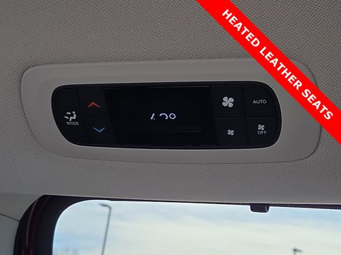 Used 2017 Chrysler Pacifica Touring-L Plus w/ Advanced Safetytec Group image 12