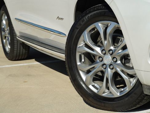 Used 2021 Buick Enclave Avenir w/ Avenir Technology Package image 3