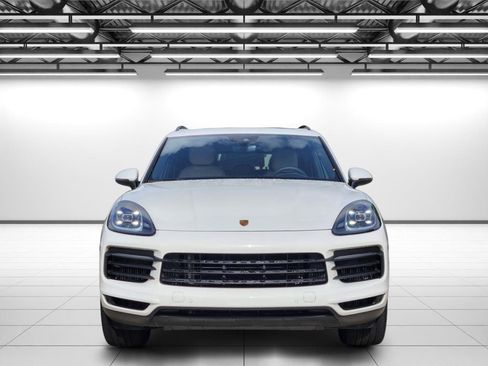 Used 2023 Porsche Cayenne Platinum Edition AWD/4WD image 4