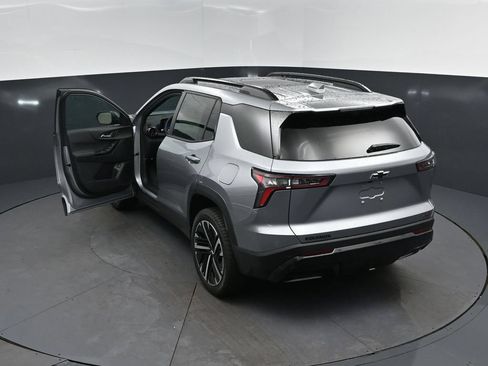 New 2026 Chevrolet Equinox RS w/ Convenience Package III FWD image 28