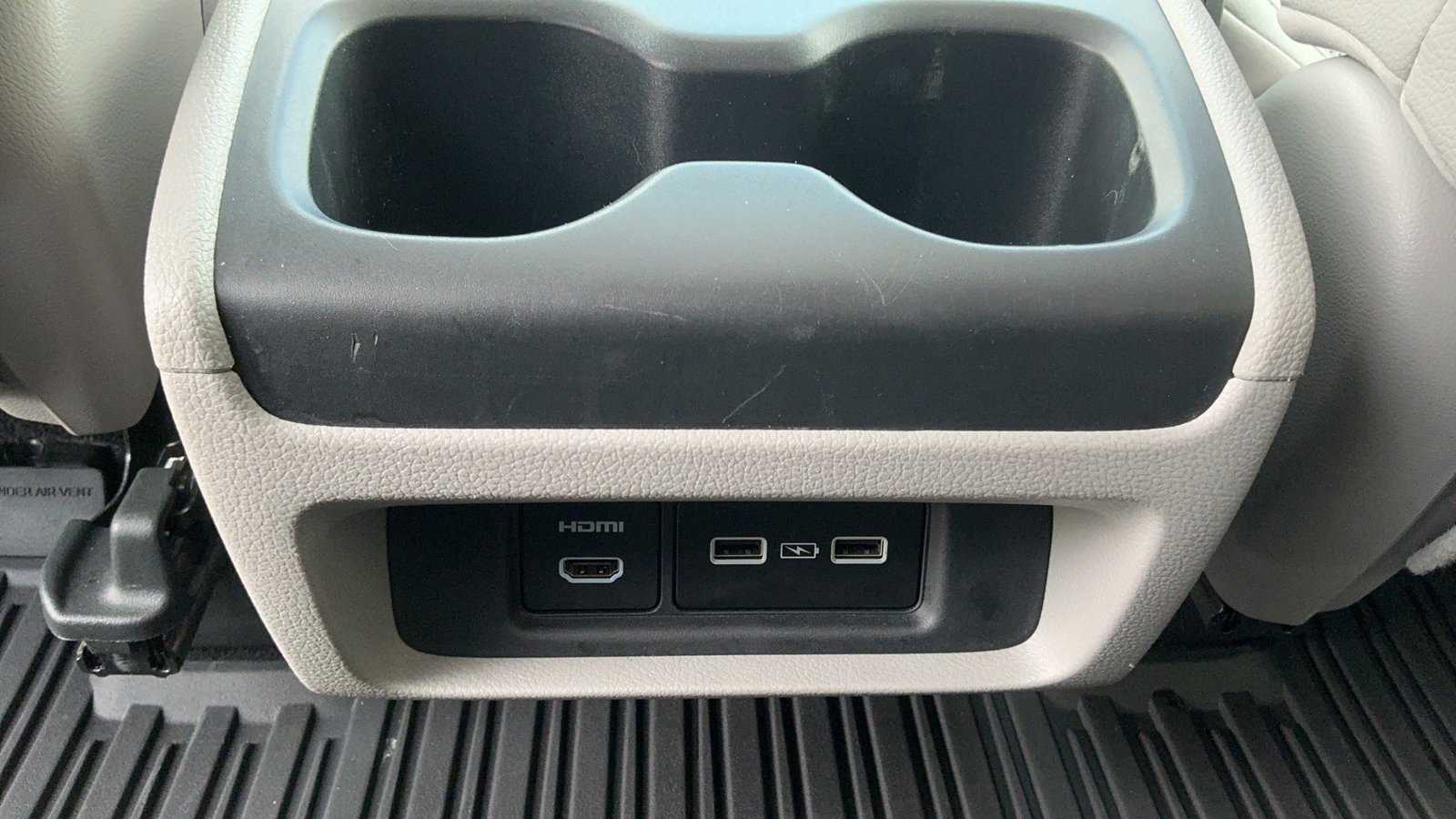Used 2023 Honda Odyssey Elite image 46