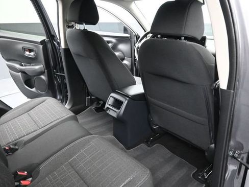 Used 2026 Honda HR-V LX image 12