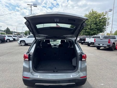 Used 2024 Chevrolet Equinox LT AWD/4WD image 35