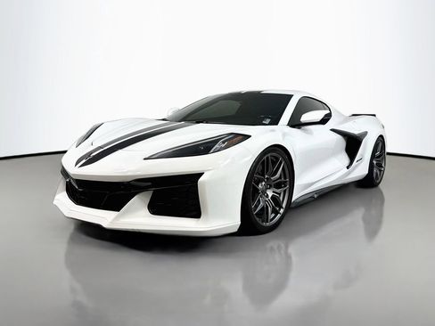 Used 2023 Chevrolet Corvette Z06 w/ Stealth Interior Trim Package RWD image 1