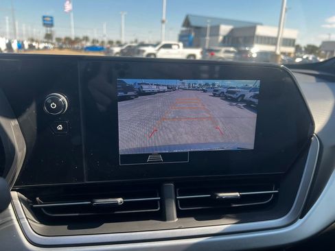 New 2026 Chevrolet Trax RS w/ Sunroof Package image 33