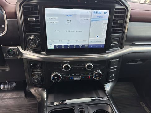 Used 2021 Ford F150 Lariat w/ Equipment Group 502A High image 23