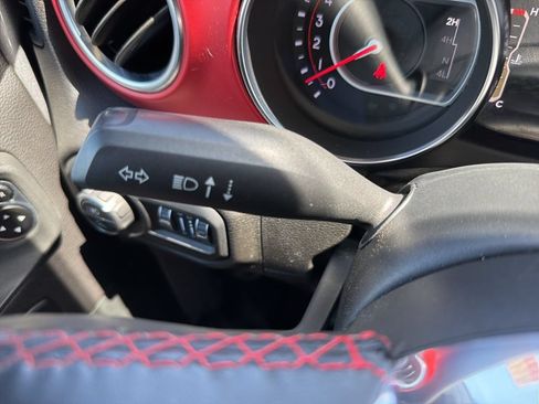 Used 2020 Jeep Gladiator Rubicon AWD/4WD image 28
