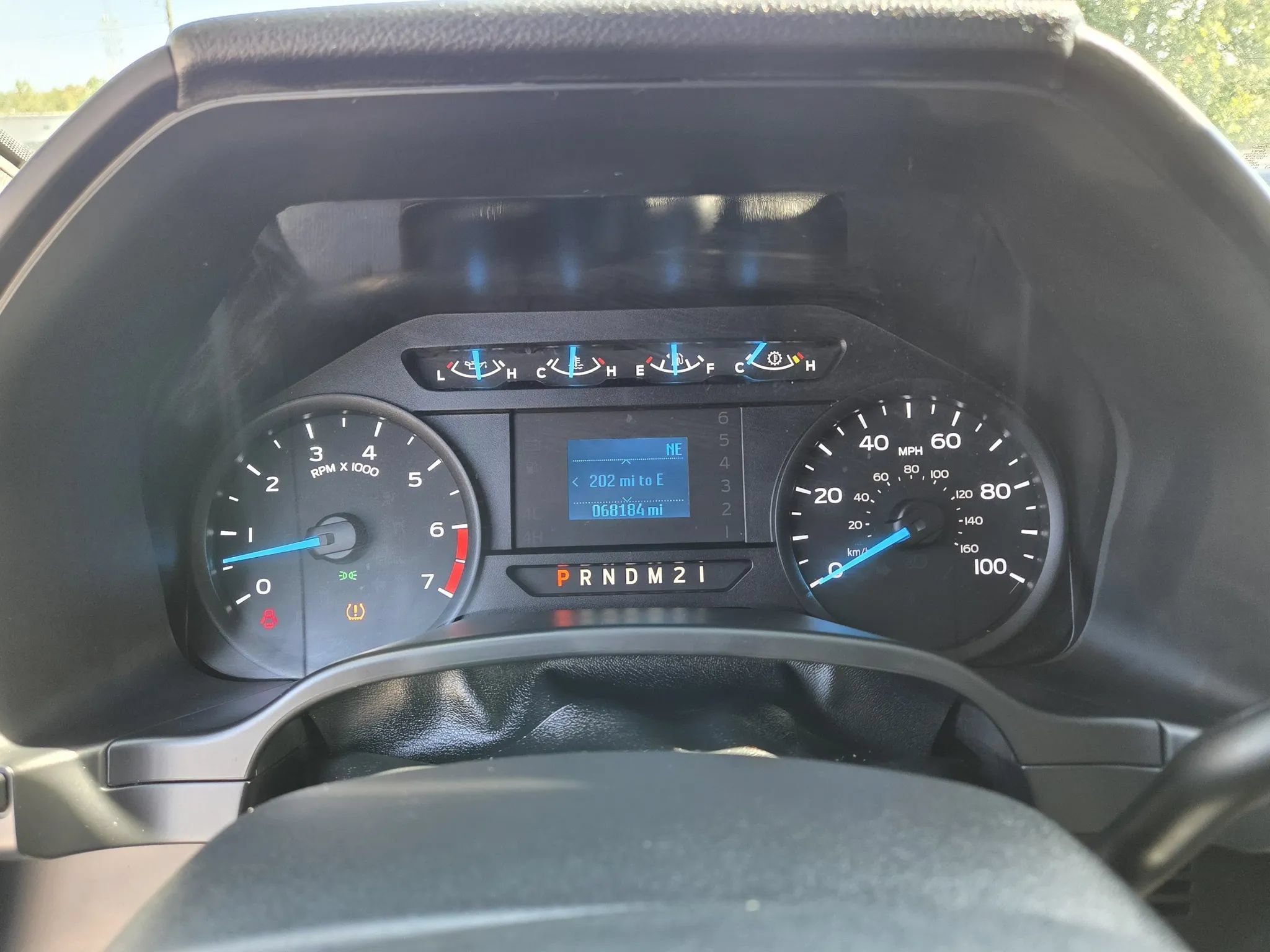 Used 2017 Ford F250 XL w/ Power Equipment Group AWD/4WD image 13