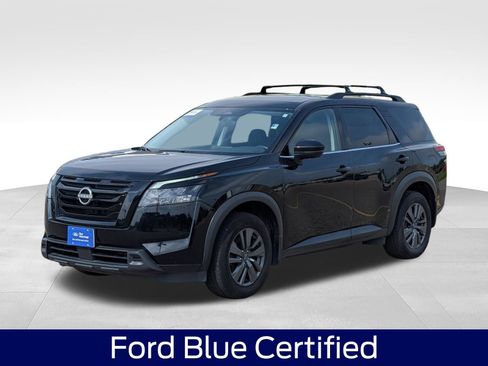 Used 2023 Nissan Pathfinder SV w/ Black Appearance Package AWD/4WD image 1