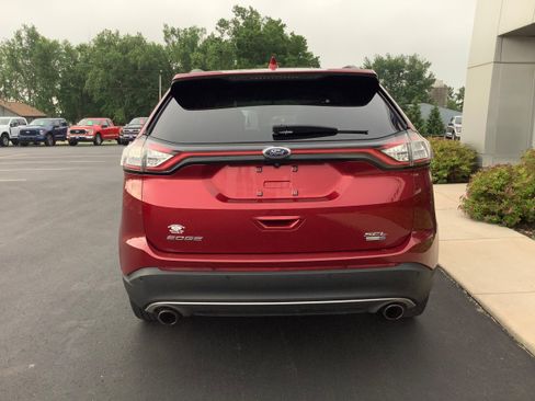 Used 2018 Ford Edge SEL w/ Equipment Group 201A AWD/4WD image 5