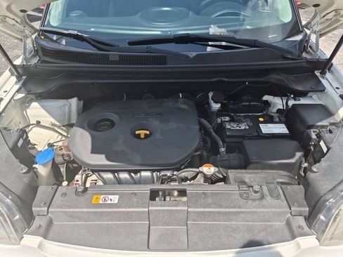 Used 2018 Kia Soul + FWD image 27