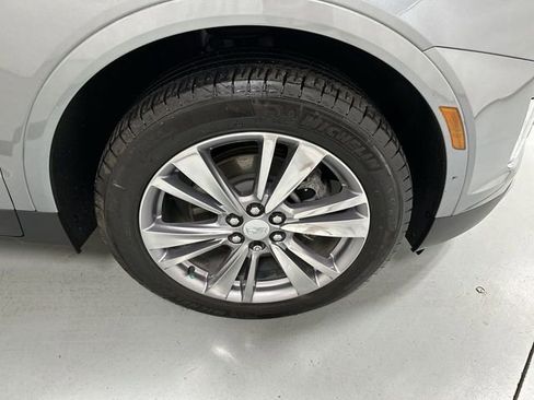 Certified 2023 Cadillac XT5 Premium Luxury AWD/4WD image 20