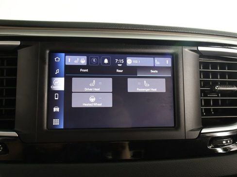 Used 2023 Chrysler Voyager LX image 44