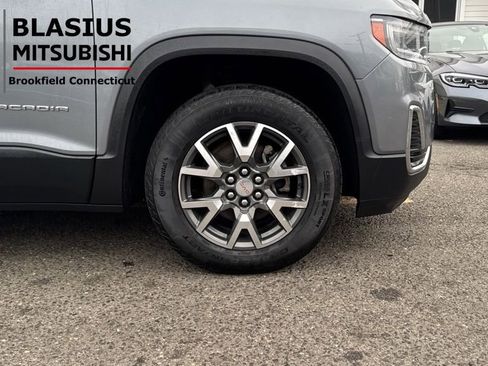 Used 2020 GMC Acadia SLE w/ Driver Convenience Package image 8