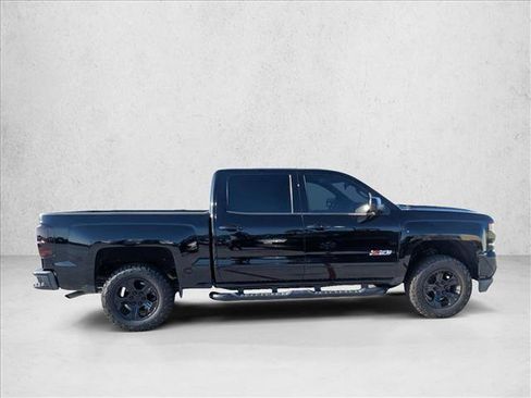 Used 2017 Chevrolet Silverado 1500 LTZ Z71 w/ LTZ Plus Package AWD/4WD image 4
