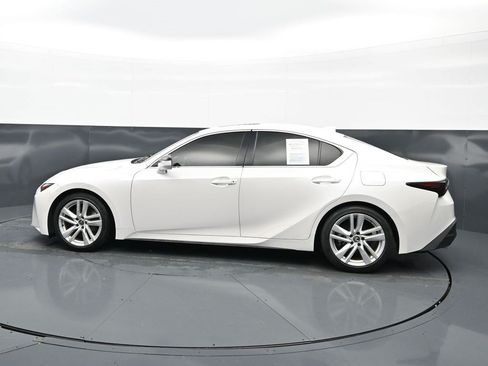 Used 2023 Lexus IS 300 w/ Comfort Package RWD image 4